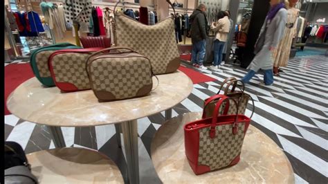 gucci sjaal outlet roermond|Gucci store roermond.